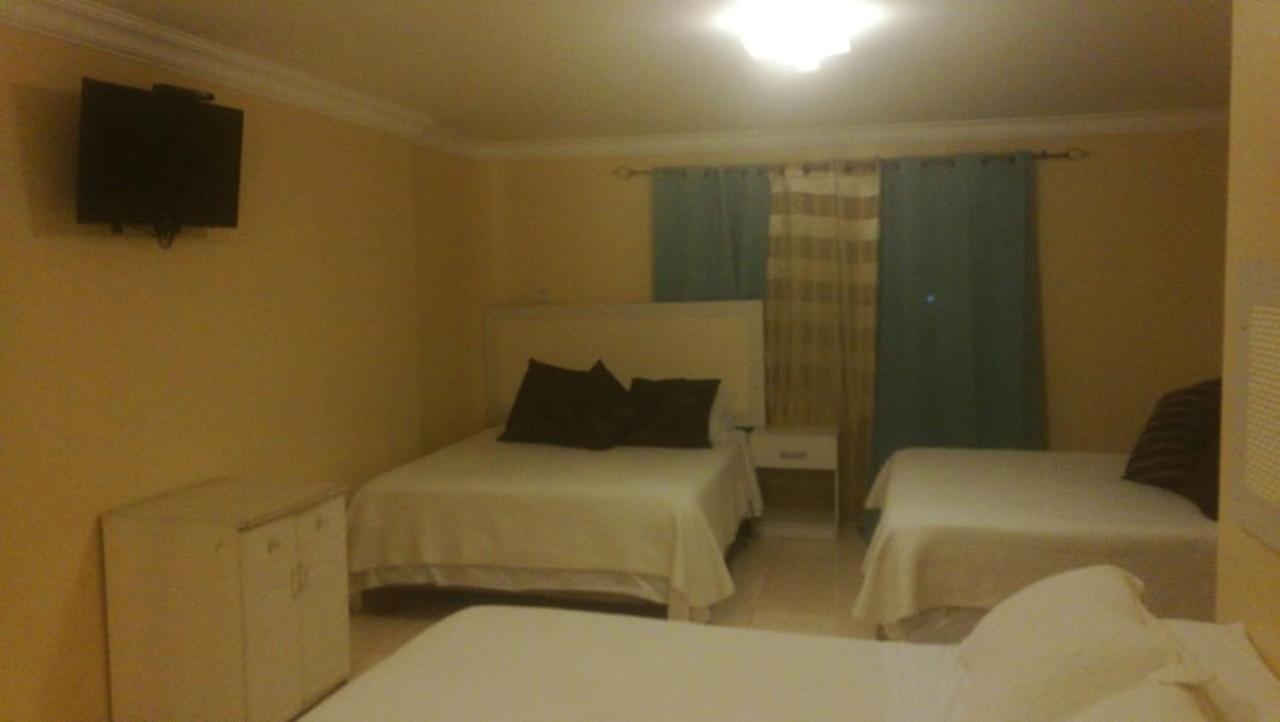 Suites La Rosa Guayaquil Exterior foto